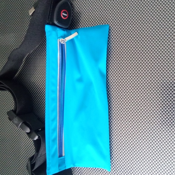 Light Up Runners Waist Pack_ Halloween _ SAFETY - Picture 5 of 6